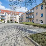 Larooms - Np62 - Serviceapartment Fuer Geschaeftsreisende *