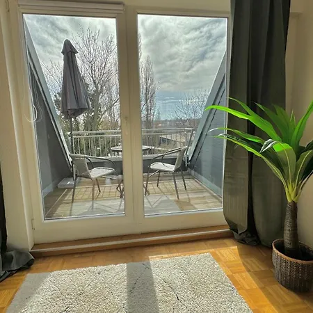 Larooms - Np62 - Serviceapartment Fuer Geschaeftsreisende *